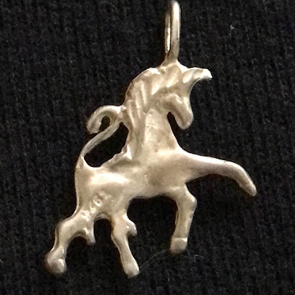 Vintage Unicorn 925 Diamond Cut Sterling Silver PNDT/Charm - Picture 6 of 10